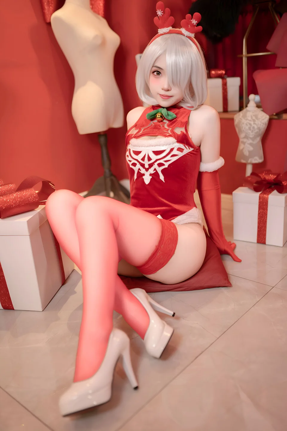 Bangni邦尼 - 圣诞尼尔 红裙御姐 [132P,3V-966MB] tg@simisebaisi 【丝足阁】064.webp
